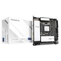 GIGABYTE Z590I VISION D