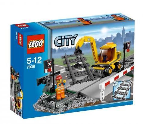 LEGO City Železniční přejezd 7936 | kak.cz