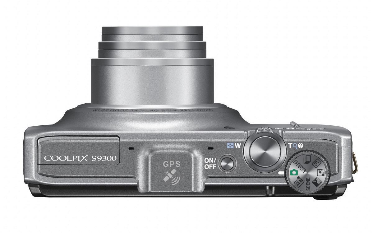 NIKON Coolpix S9300 VMA920E1 stříbrný (silver) kak.cz
