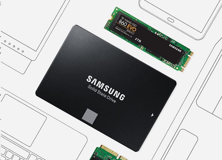 SSD disk SAMSUNG 860 EVO SATA III SSD 2 000 GB černý black