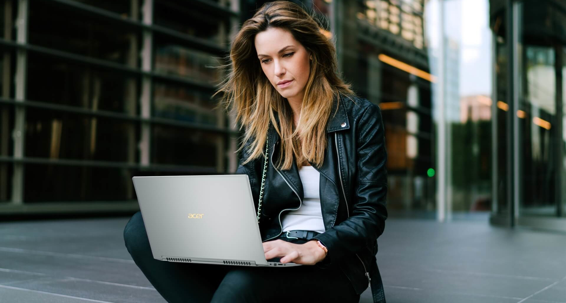 Notebook ACER Swift 3 SF31454G57XG stříbrný silver