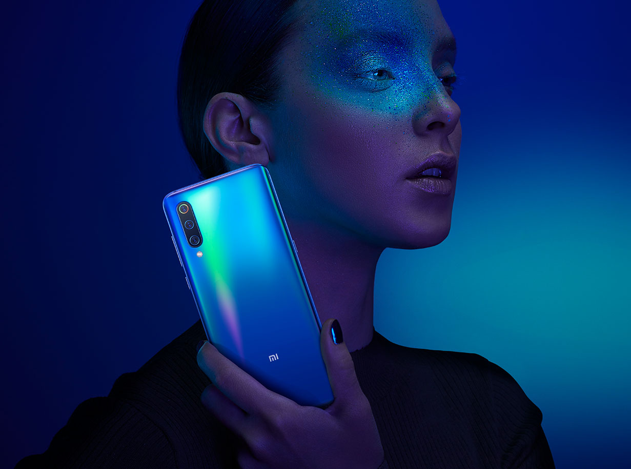 Mobilní telefon XIAOMI Mi 9 6GB128GB modrý blue