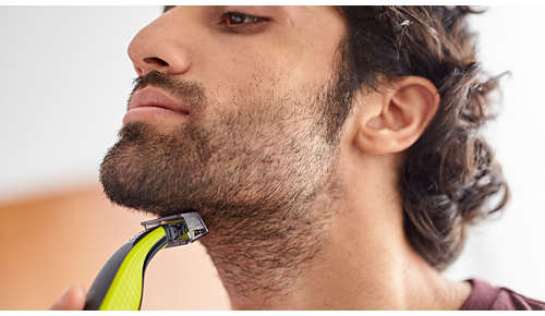 Hybridní zastřihávač vousů PHILIPS OneBlade QP252020