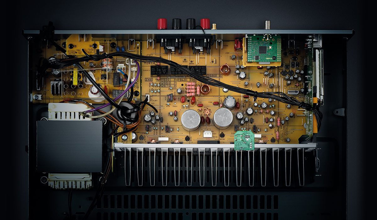 AV receiver YAMAHA RS202D stříbný silver