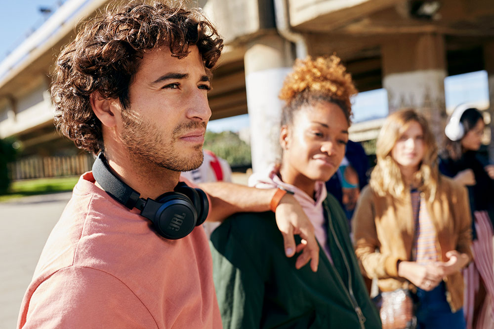 Bezdrátová sluchátka JBL LIVE 400BT modrá blue