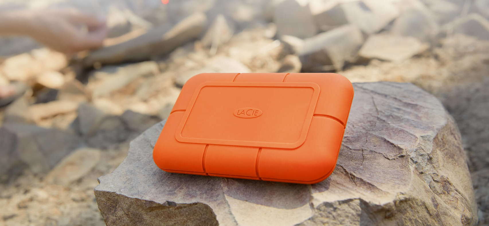 Přenosný pevný disk LaCie Rugged RAID Shuttle 8TB STHT8000800 oranžový orange