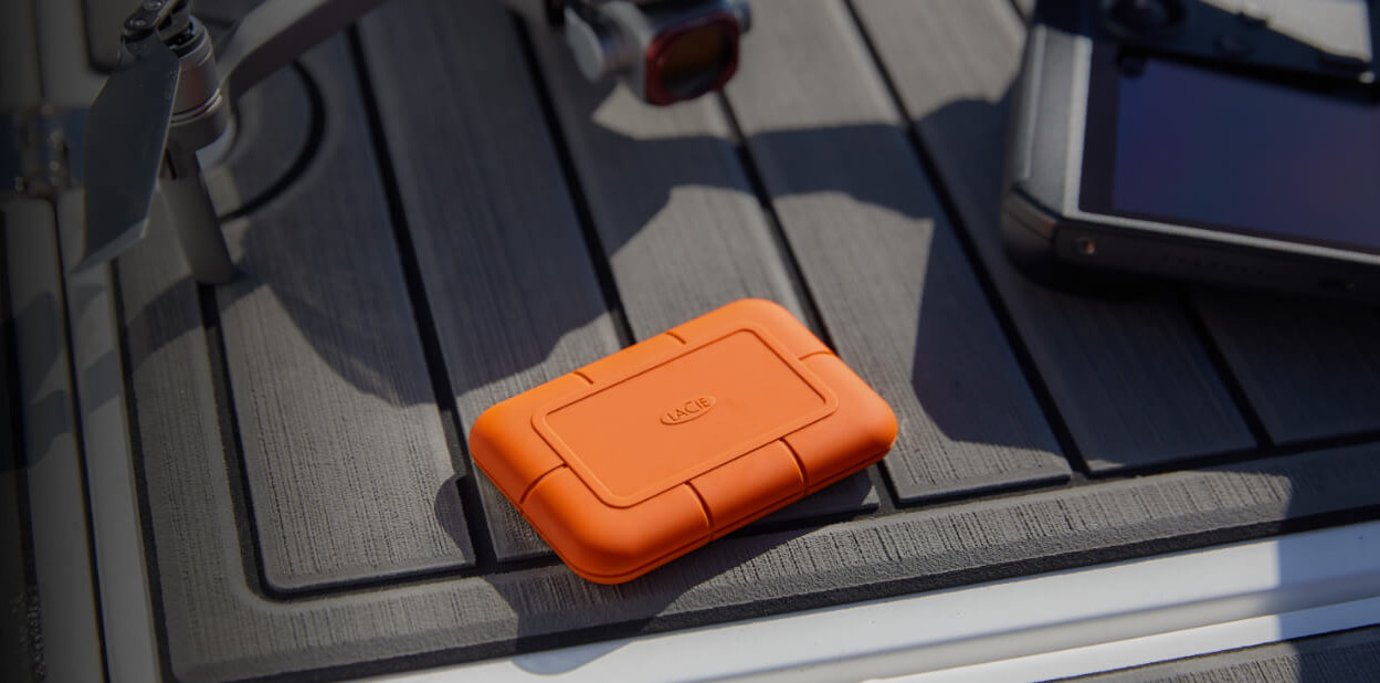 Přenosný pevný disk LaCie Rugged RAID Shuttle 8TB STHT8000800 oranžový orange