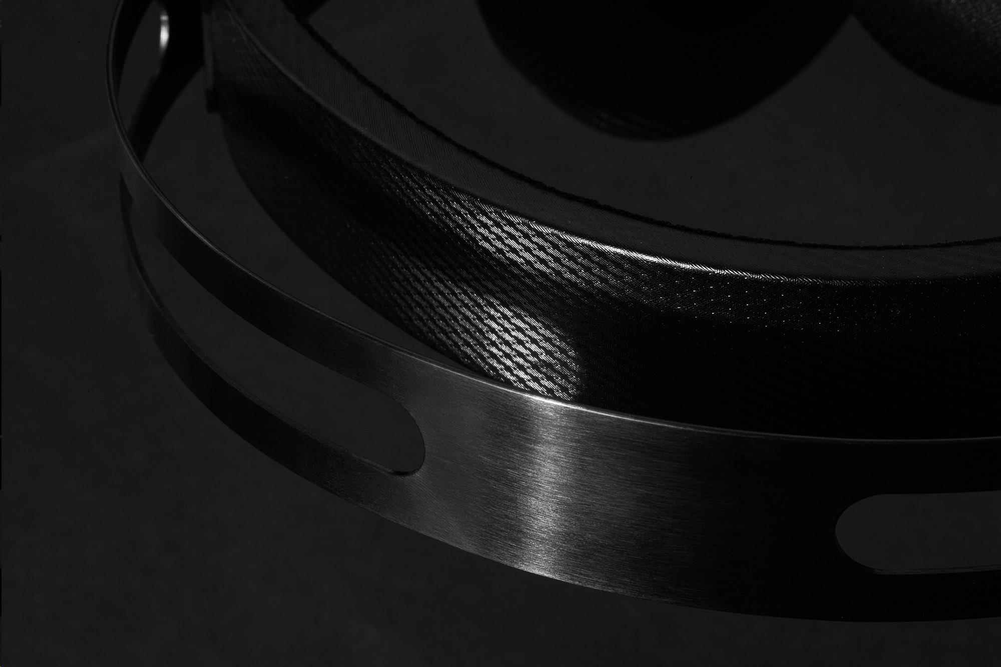 Sluchátka 1MORE Spearhead VR OverEar černý black