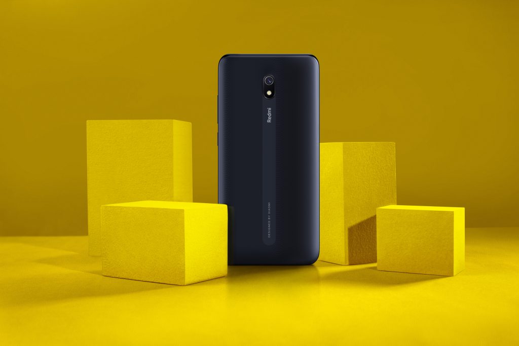 Mobilní telefon XIAOMI Redmi 8 464GB černý black
