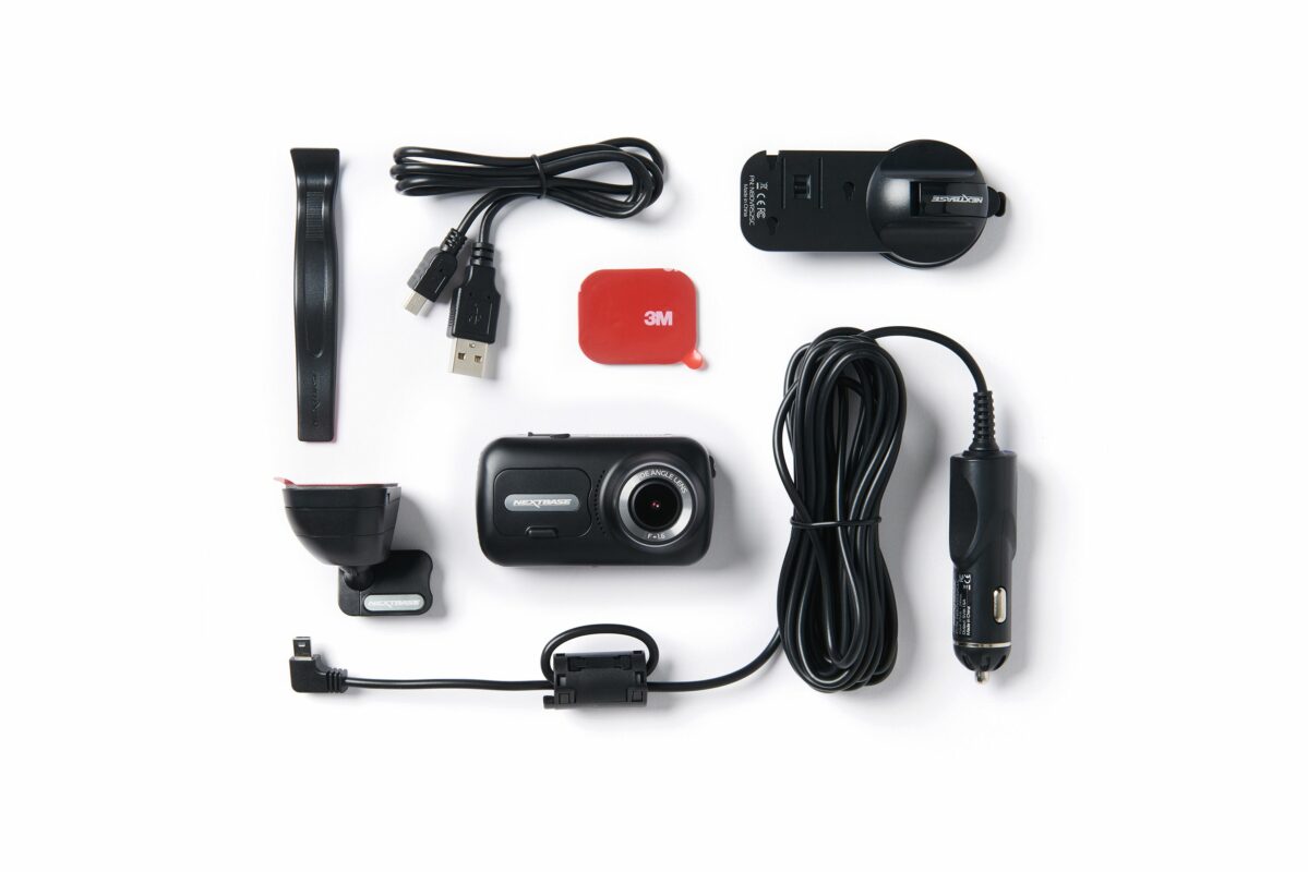 Kamera do auta NEXTBASE Dash Cam 322GW