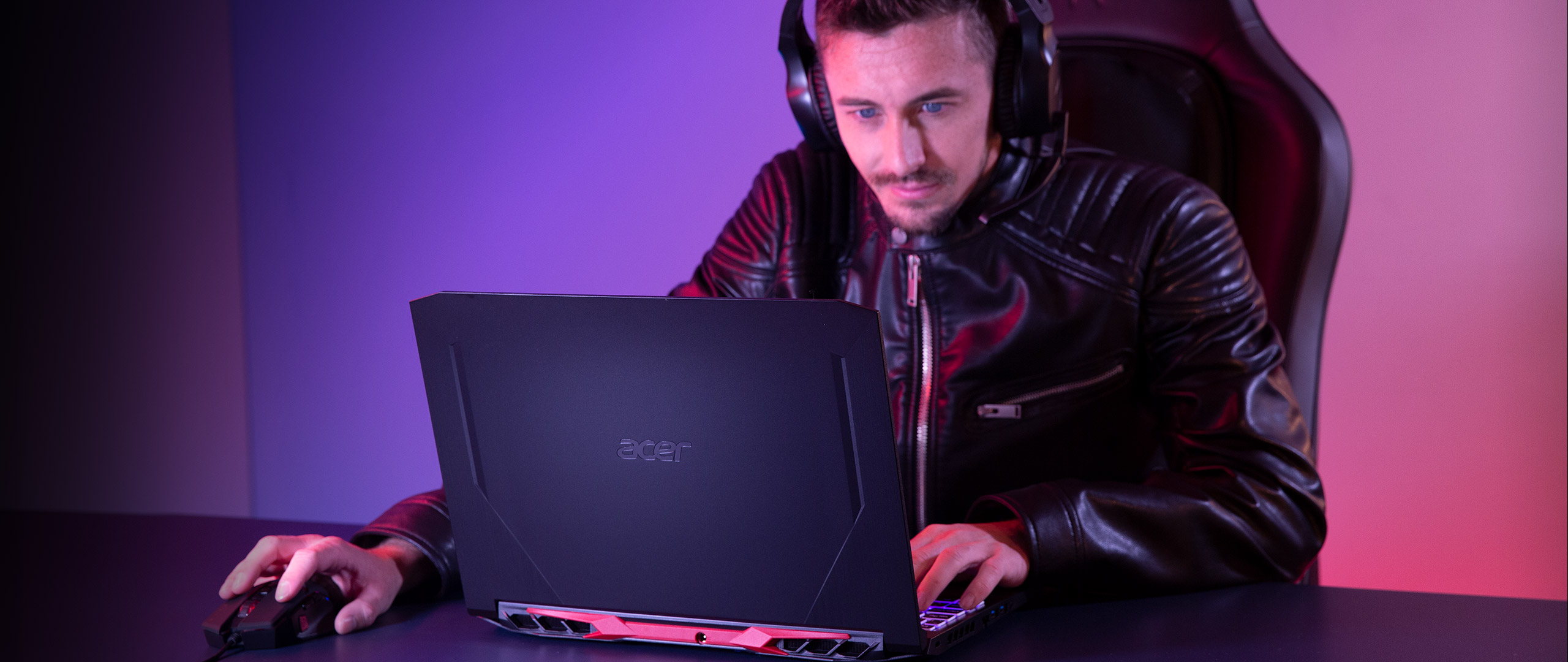 Notebook ACER Nitro 5 AN51544R69C černá