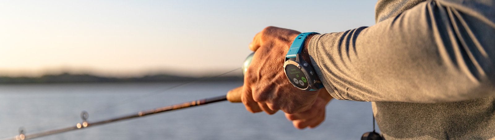 Chytré hodinky GARMIN Quatix 6 PRO Sapphire TitaniumTitanium band