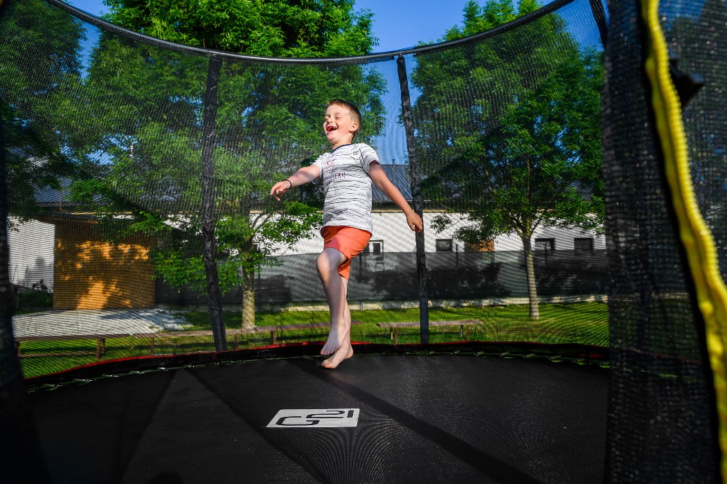 Trampolína G21 SpaceJump 305 cm červená red