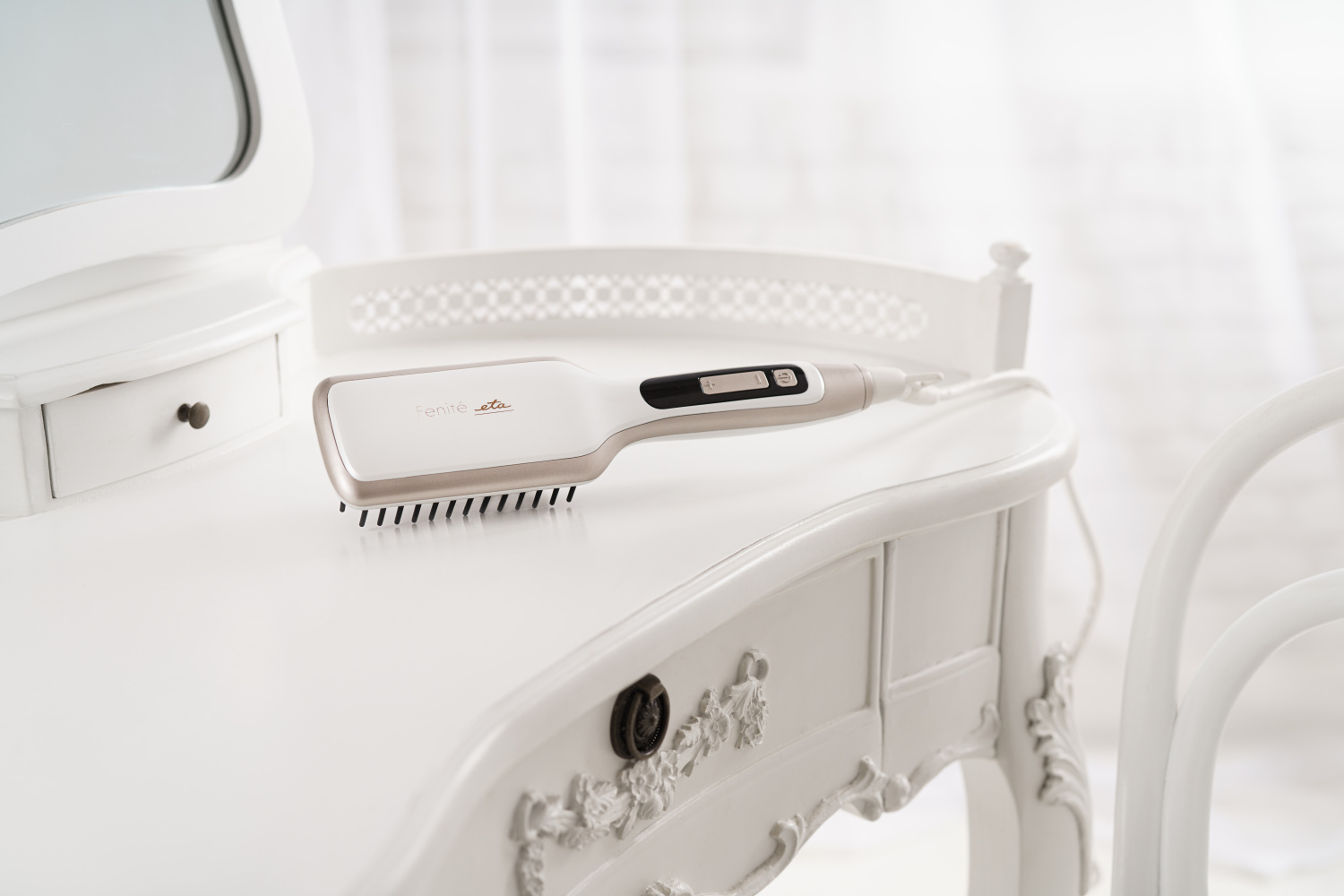 Žehlicí kartáč ETA Fenité 5337 90000