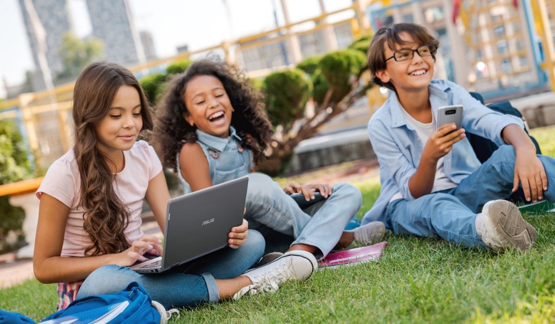 Asus LaptopBR1100N4500116''''1366x7684GB64GB eMMCUHDW11PGray2R