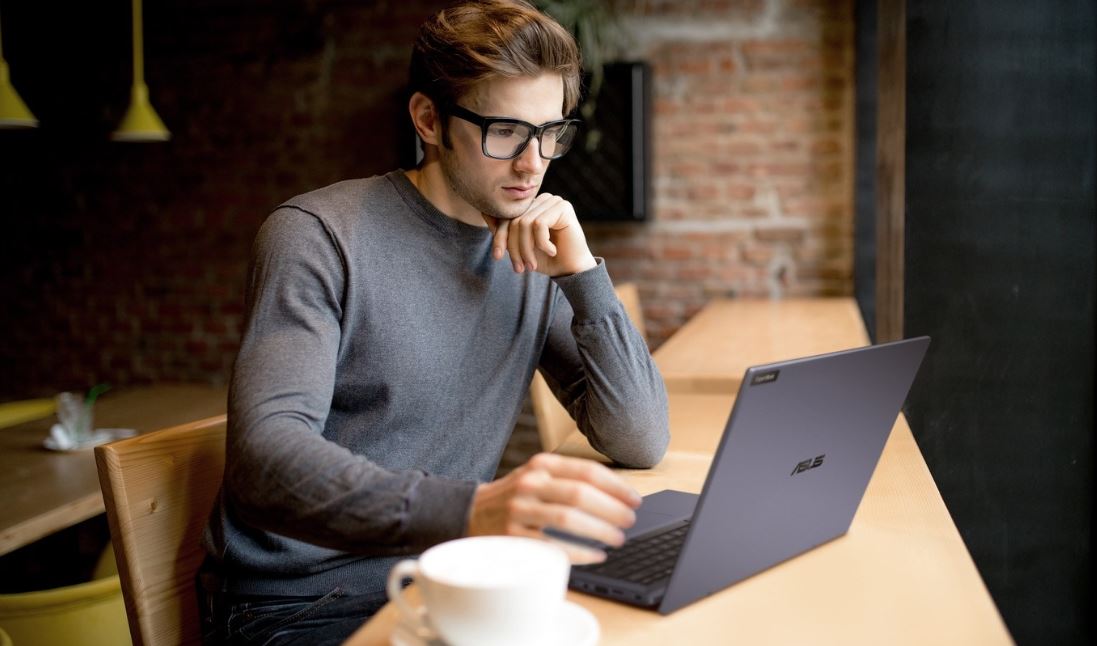 Asus ExpertBook B5B5402i51155G714''''FHD8GB512GB SSDUHDW11PBlack2R