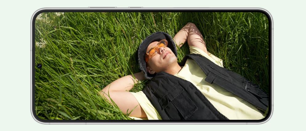 Mobilní telefon SAMSUNG Galaxy S22 8GB128GB fialový purple