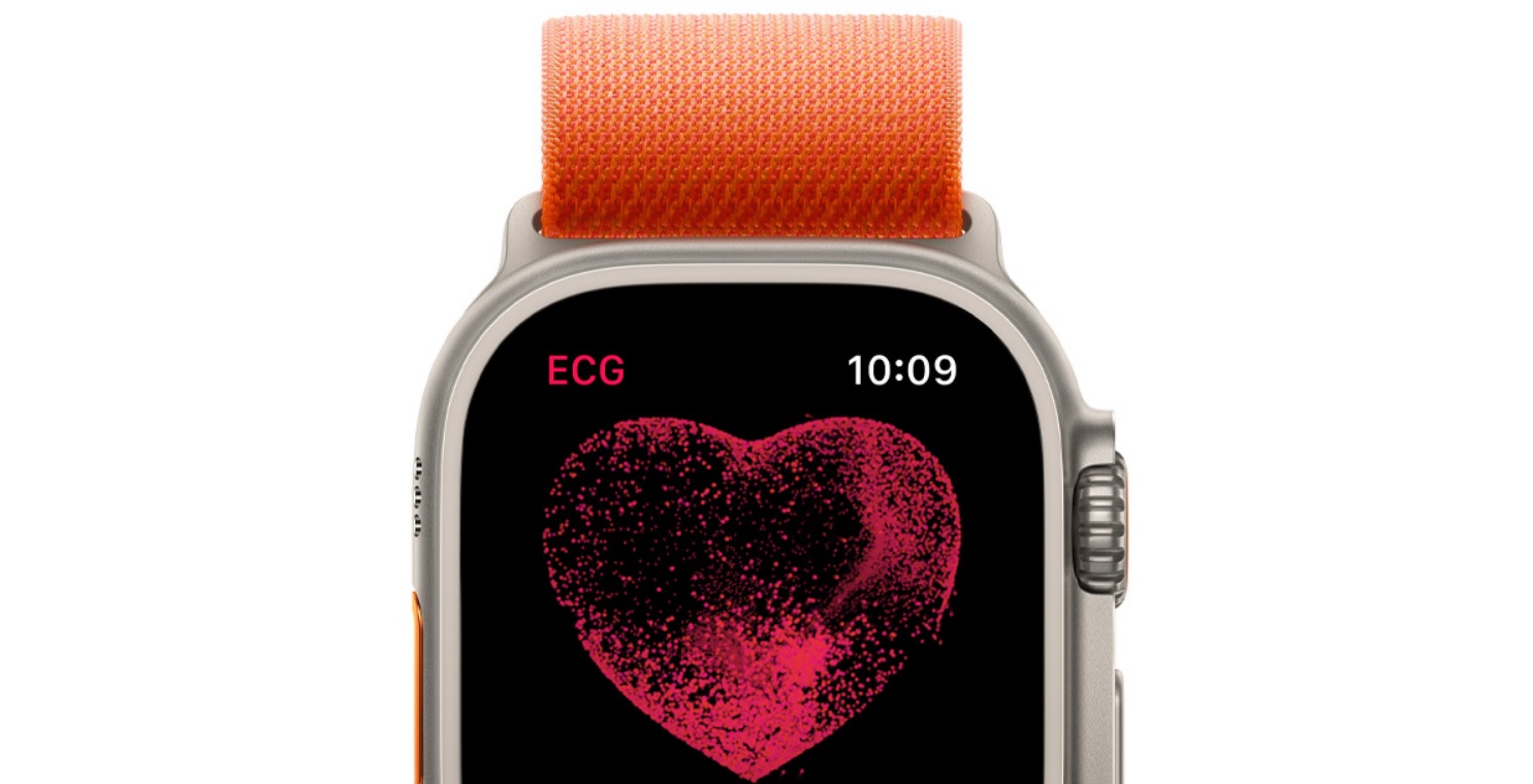 Chytré hodinky APPLE Watch Ultra GPS + Cellular 49mm Titanium Case with Starlight Alpine Loop  Lar