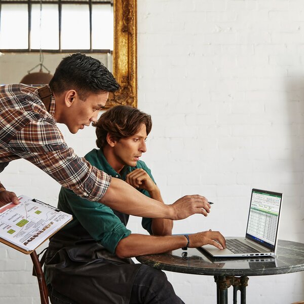 Notebook HP ProBook 455 G9 stříbrný silver