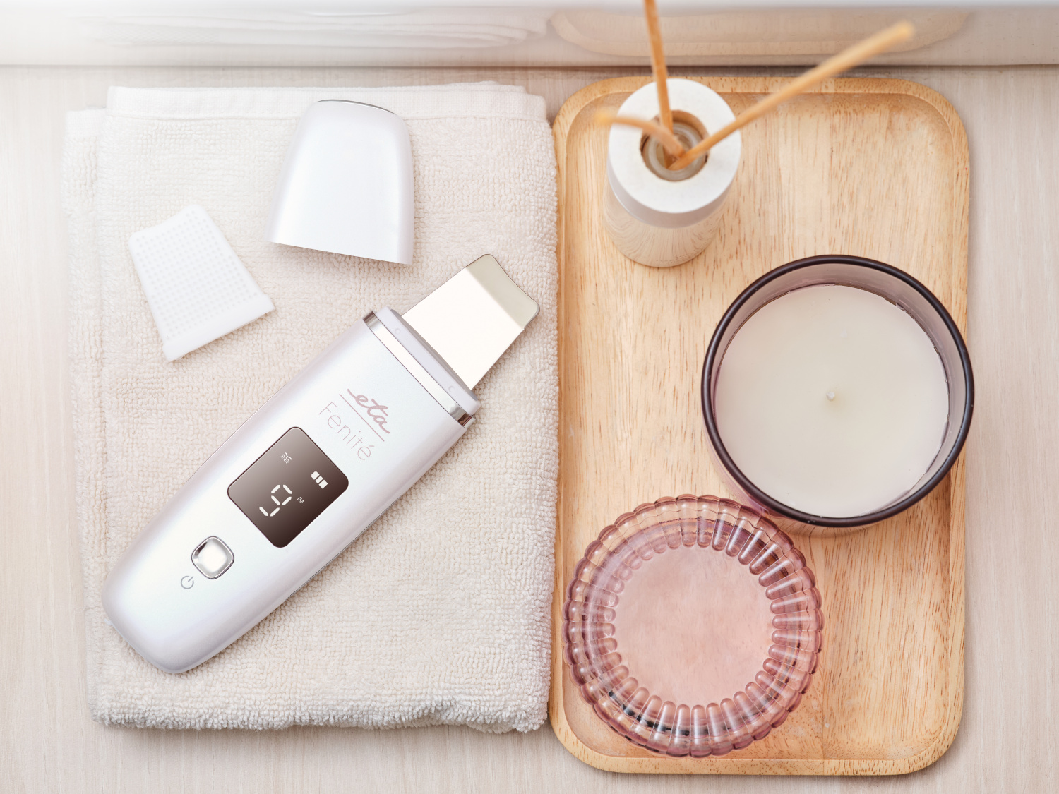 Čistič pórů ETA Fenité 5353 bílý white