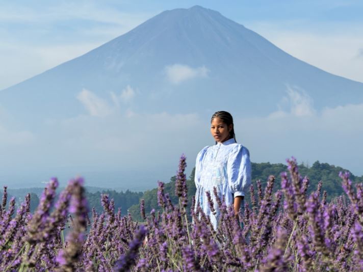 Mobilní telefon APPLE iPhone 15 Pro 128GB Black Titanium