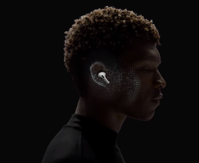 Bezdrátová sluchátka APPLE AirPods Pro 2 generace s MagSafe pouzdrem USBC