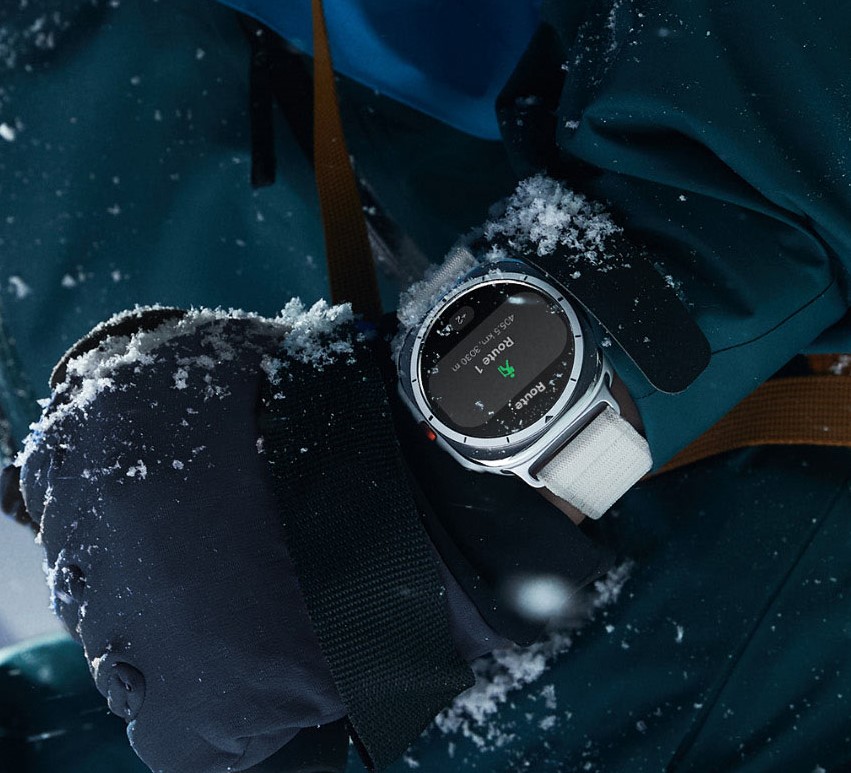 Chytré hodinky SAMSUNG Galaxy Watch Ultra 47mm Titanium SilverSport BandGray