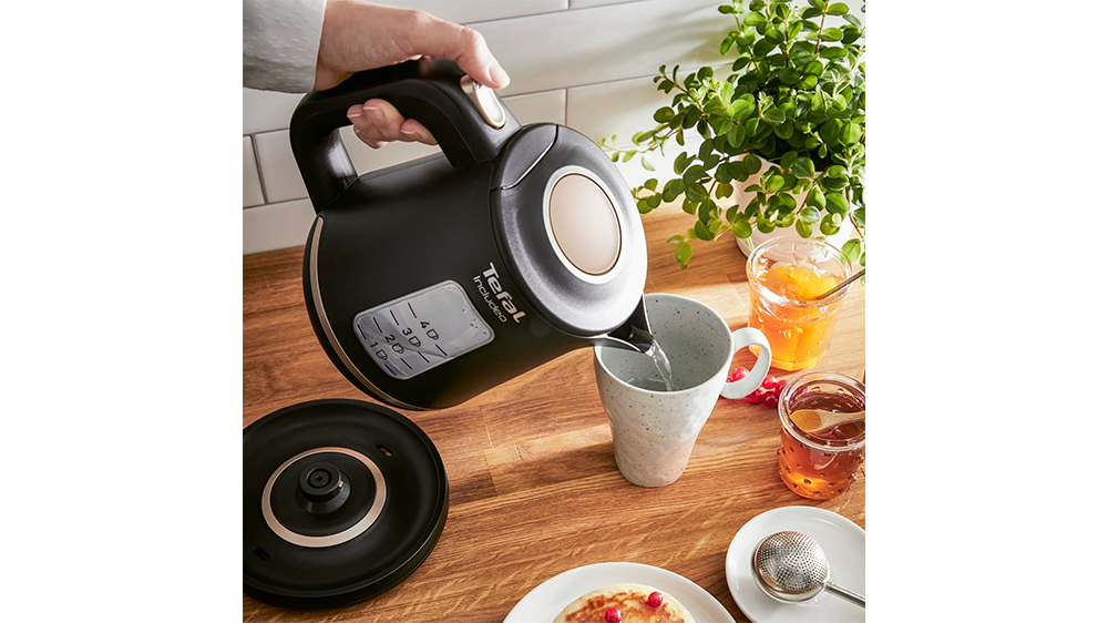 Rychlovarná konvice TEFAL KI533811 černá black