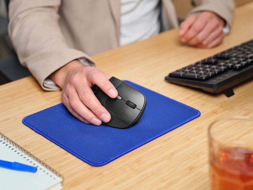 Vertikální bezdrátová myš TRUST Bayo II bílá white