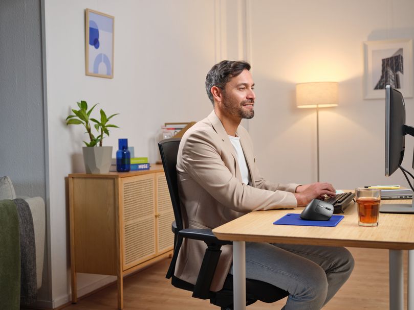 Vertikální bezdrátová myš TRUST Bayo II černá black