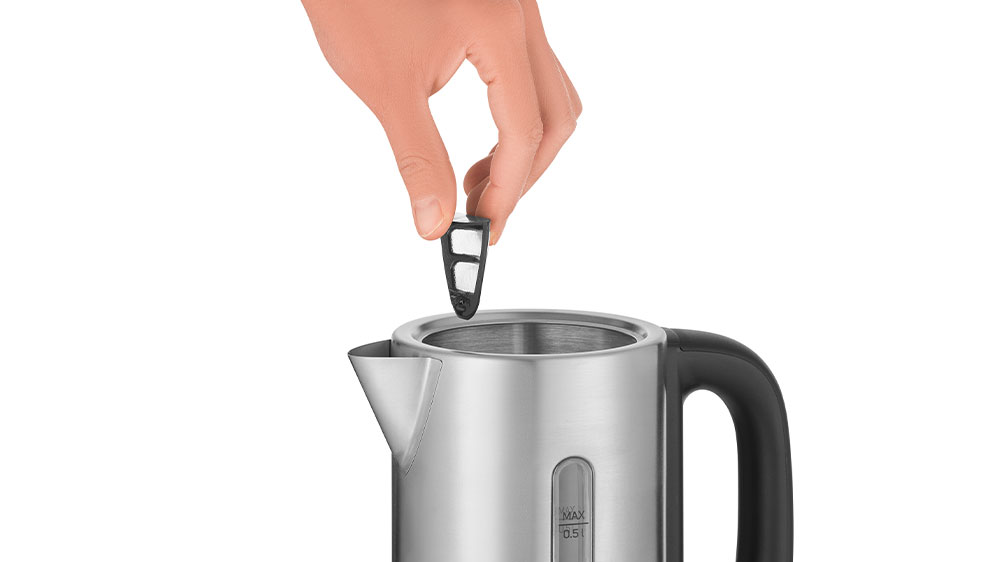 Cestovní varná konvice SENCOR SWK 170SS