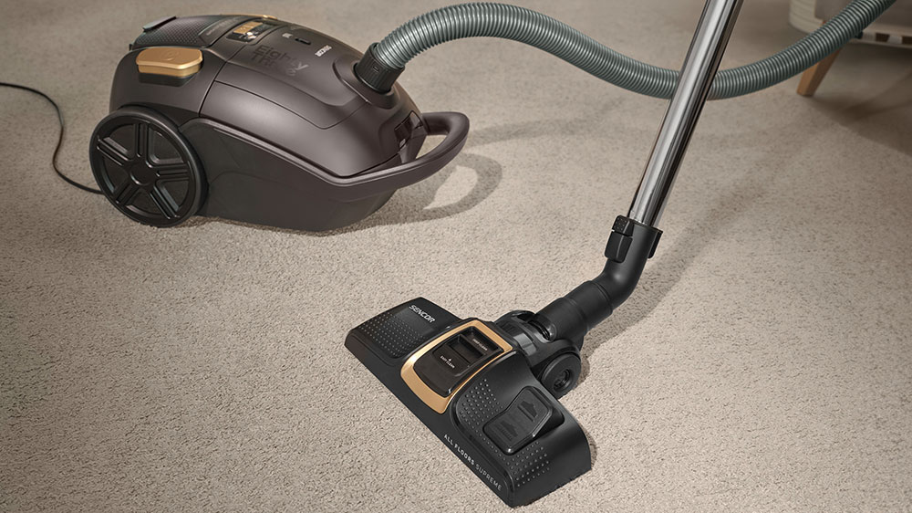 Sáčkový vysavač SENCOR SVC 8310BK 4AAAA