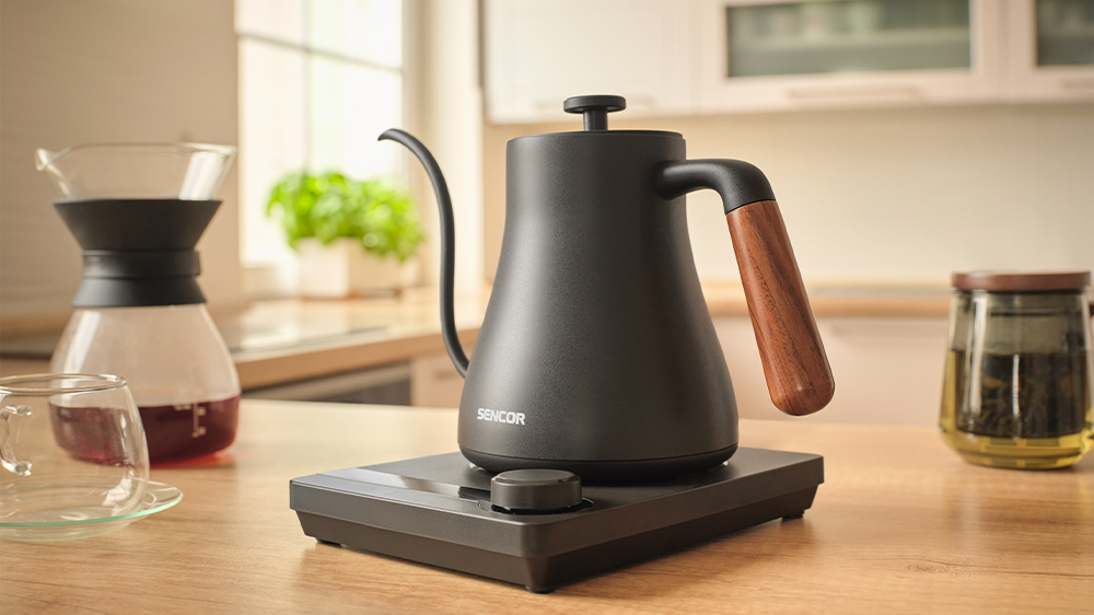 Rychlovarná konvice SENCOR SWK 2828BK