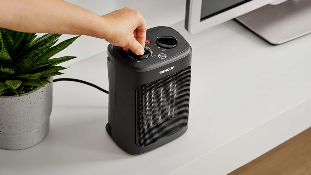 Teplovzdušný ventilátor SENCOR SFH 7601BK