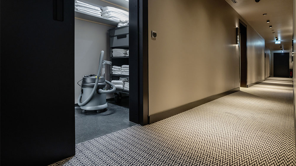 Mokrosuchý vysavač KÄRCHER NT 271 ADV  14285200