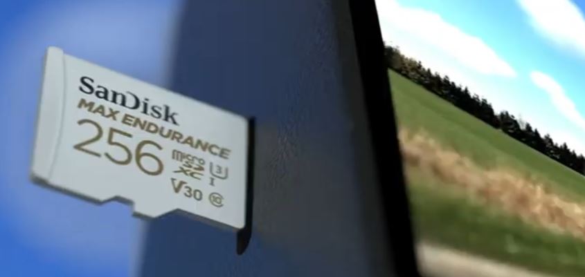 Paměťová karta pro bezpečnostní kamery SANDISK microSDXC 128GB MAX ENDURANCE