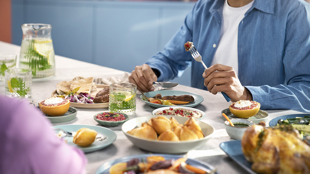 Horkovzdušná fritéza se dvěma košíky PHILIPS řada 3000 NA35200